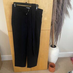 Aritzia - Wilfred Tie Front Pant - Size 4 - Black